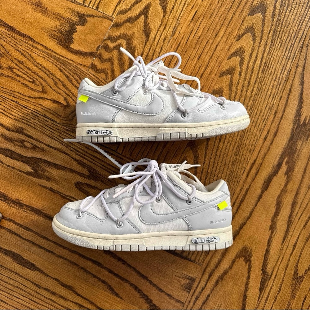 Off-White lot 49’ Nike sneakers